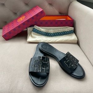 Tory Burch Ines slide blk & silver size 7.5
